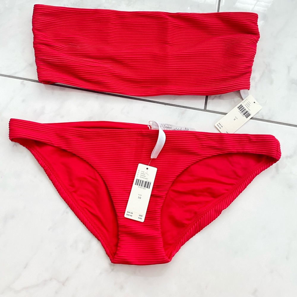 Seafolly Texturized Bikini.Top is Sz 8 bottom 10